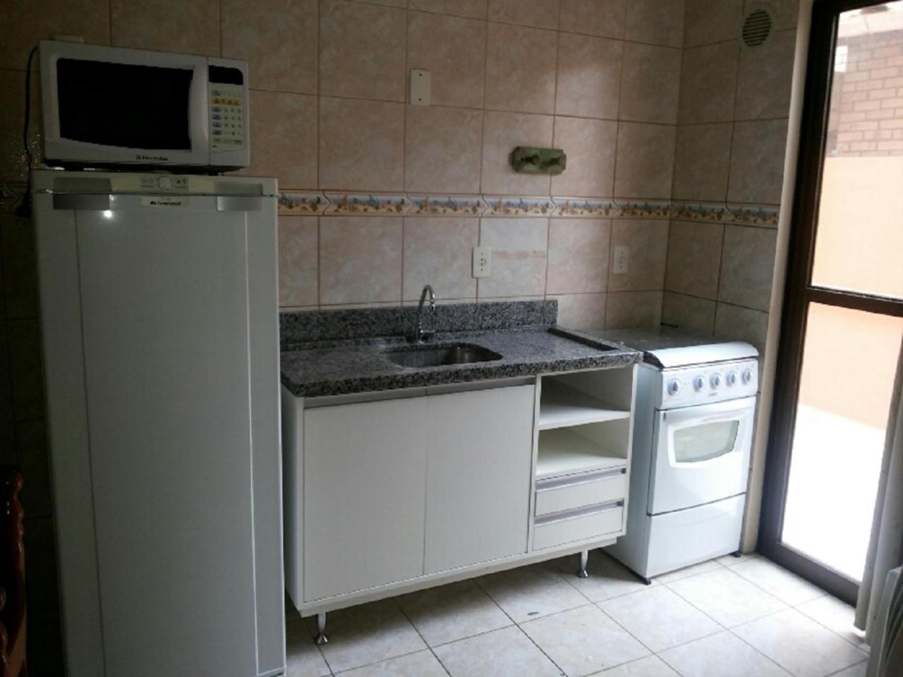 Апартаменти Residencial Com. Doria Бомбіняс Екстер'єр фото